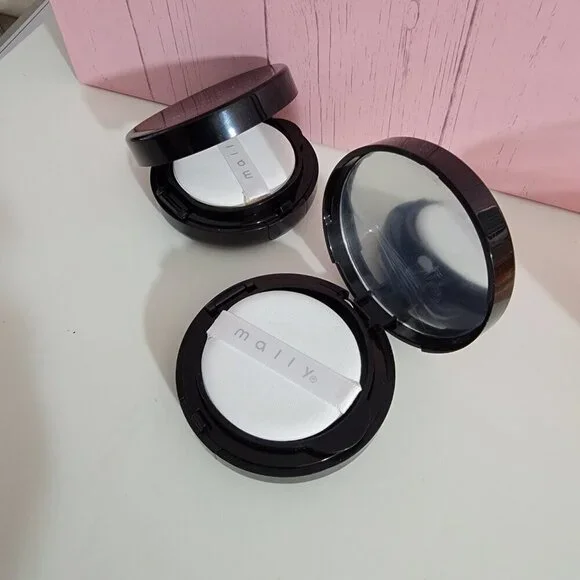 Mally Beauty Flawless Finish Transforming Effect Foundation Shade Fair - Picture 7 of 12